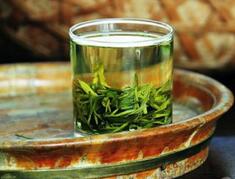 绿茶喝多了会醉